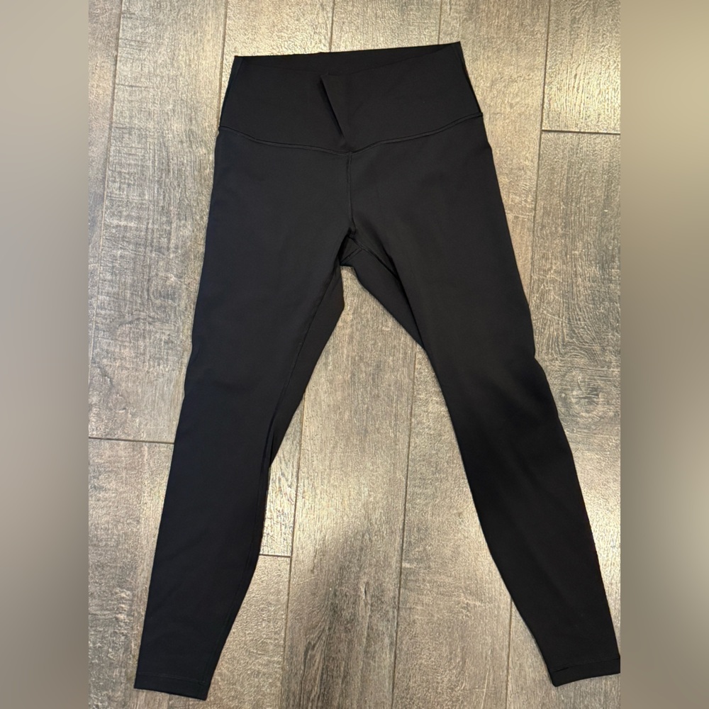 Lululemon (size 10) Mid-Rise Ankle Leggings